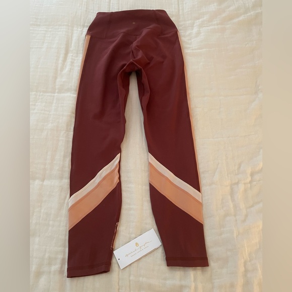 Like New Spiritual Gangster Velo Dream Tech Jersey leggings. Size Small - Picture 3 of 13